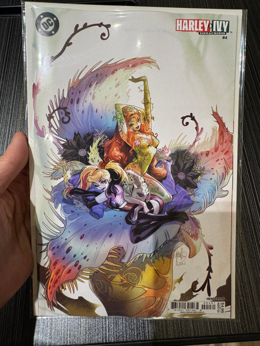 Harley And Ivy Life And Crimes #4 (of 6) Cover C Mirka Andolfo Card Stock Variant