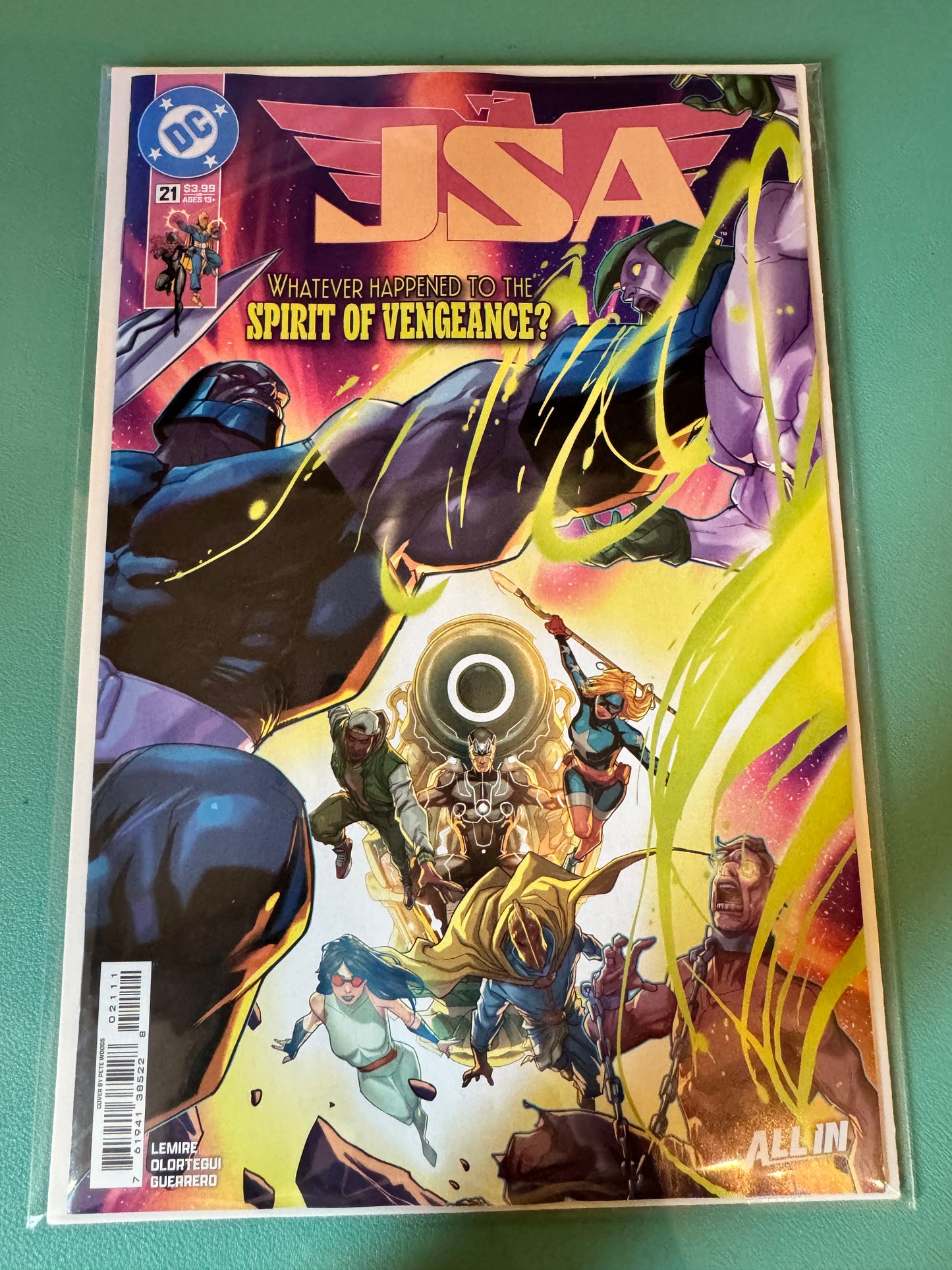 JSA #21 Cover A Pete Woods