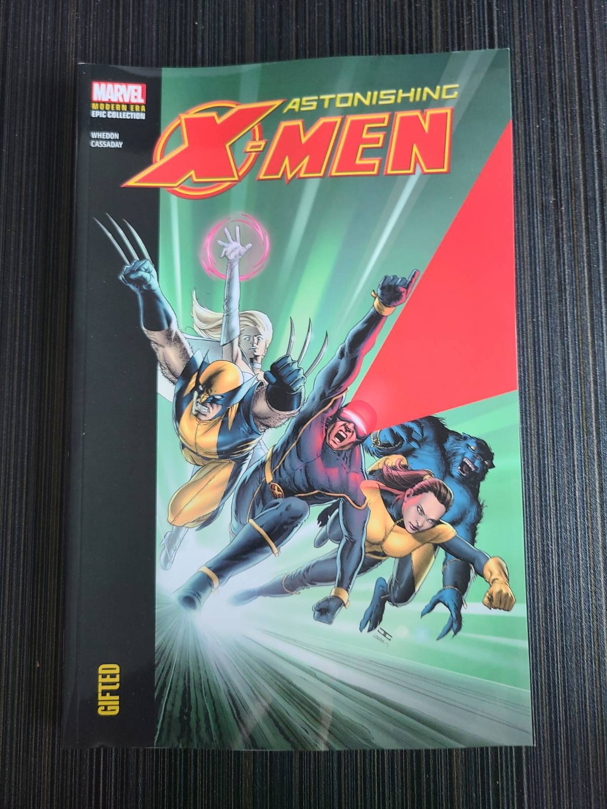 惊人的 X-Men 现代史诗系列：天才 | 2024 年 3 月 20 日（仅限预订）