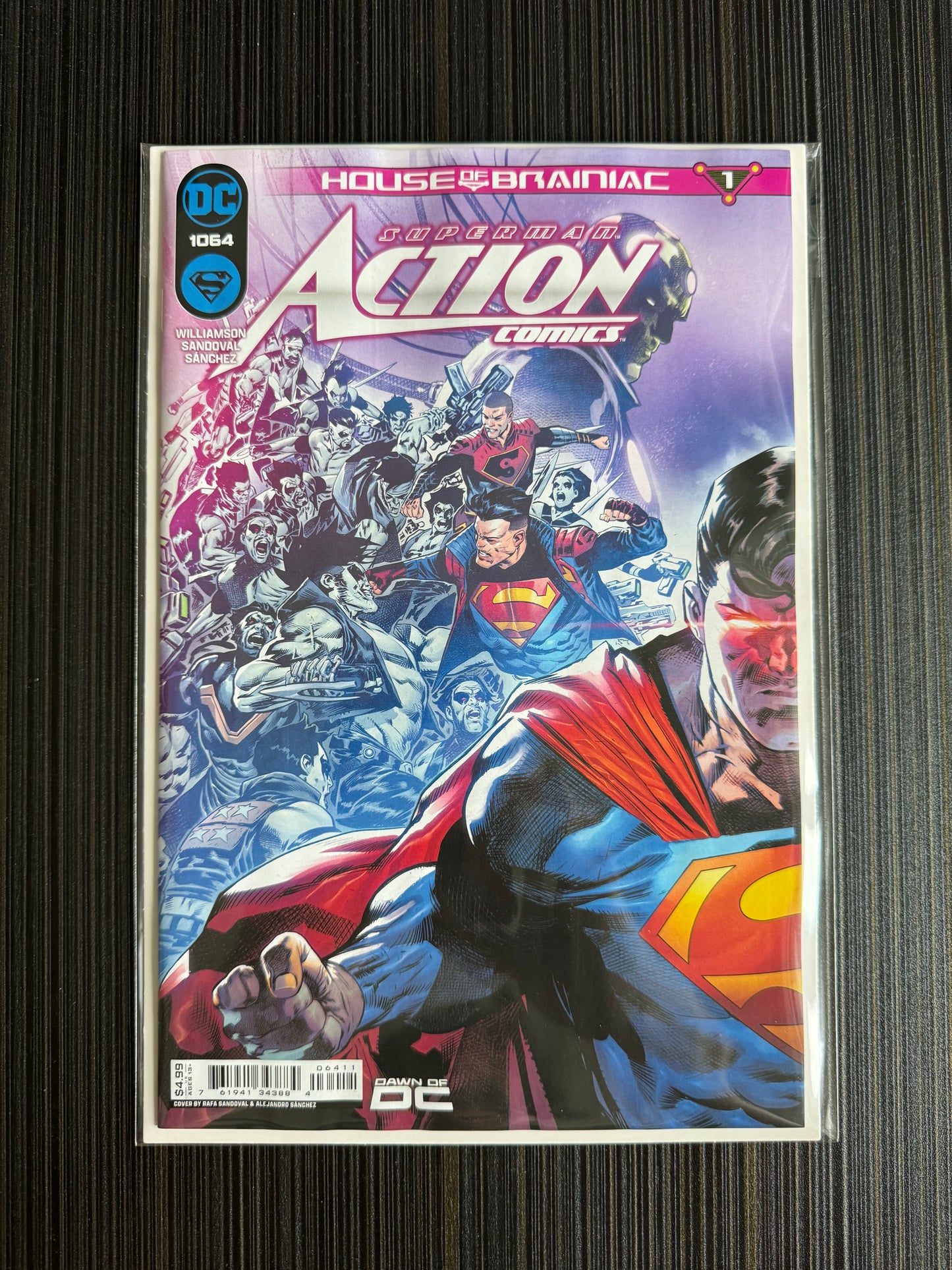 Action Comics #1064 Cover A Rafa Sandoval Connecting (House of Brainiac)