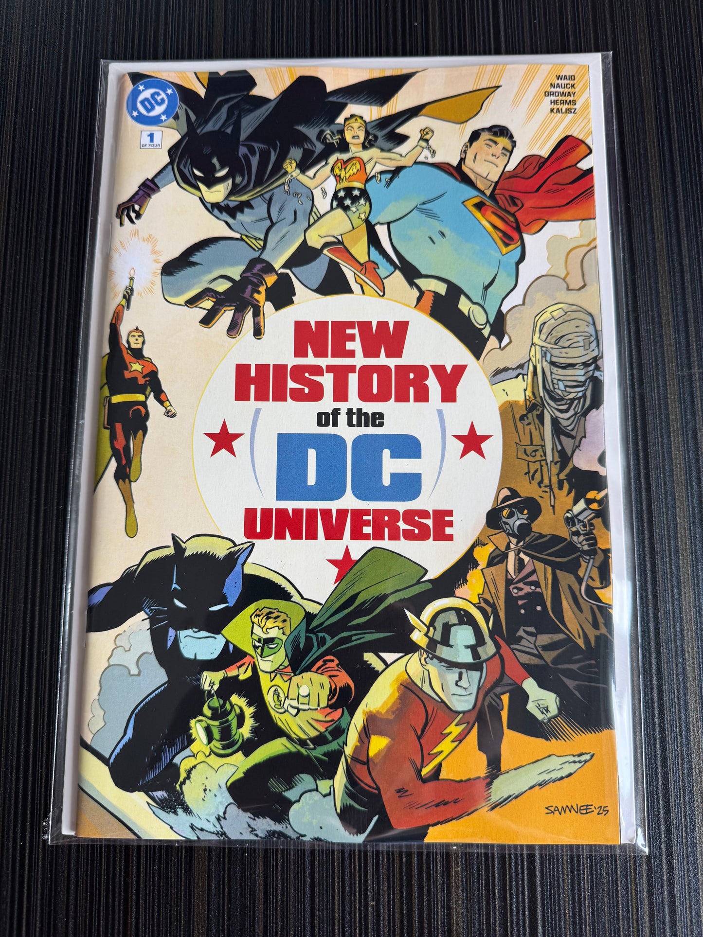 New History of The DC Universe #1 (of 4) Cover A Chris Samnee Wraparound