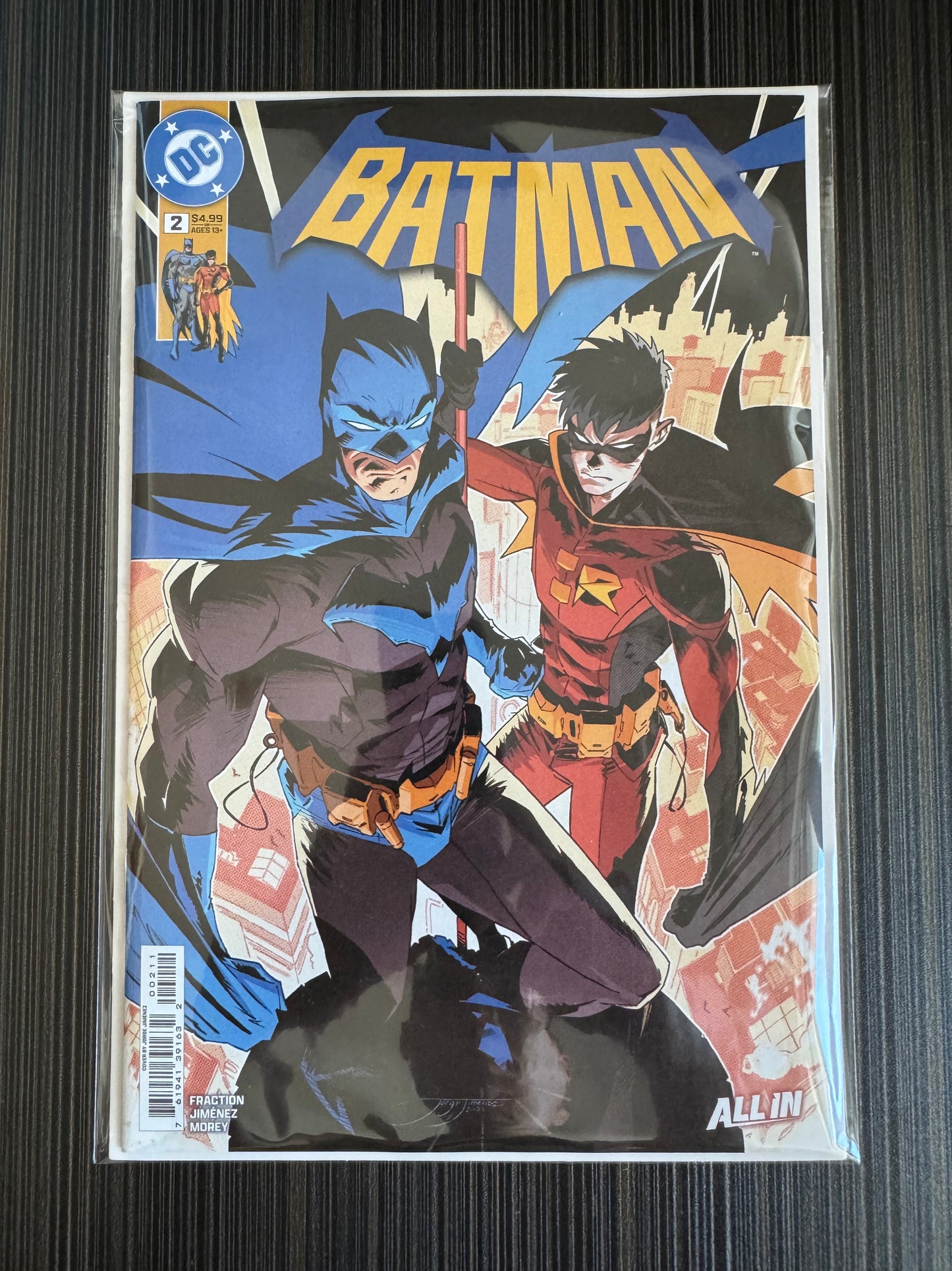 蝙蝠侠#2 封面 A Jorge Jimenez | 2025年9月30日