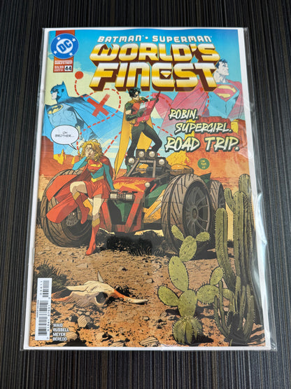 Batman Superman Worlds Finest #44 Cover A Dan Mora