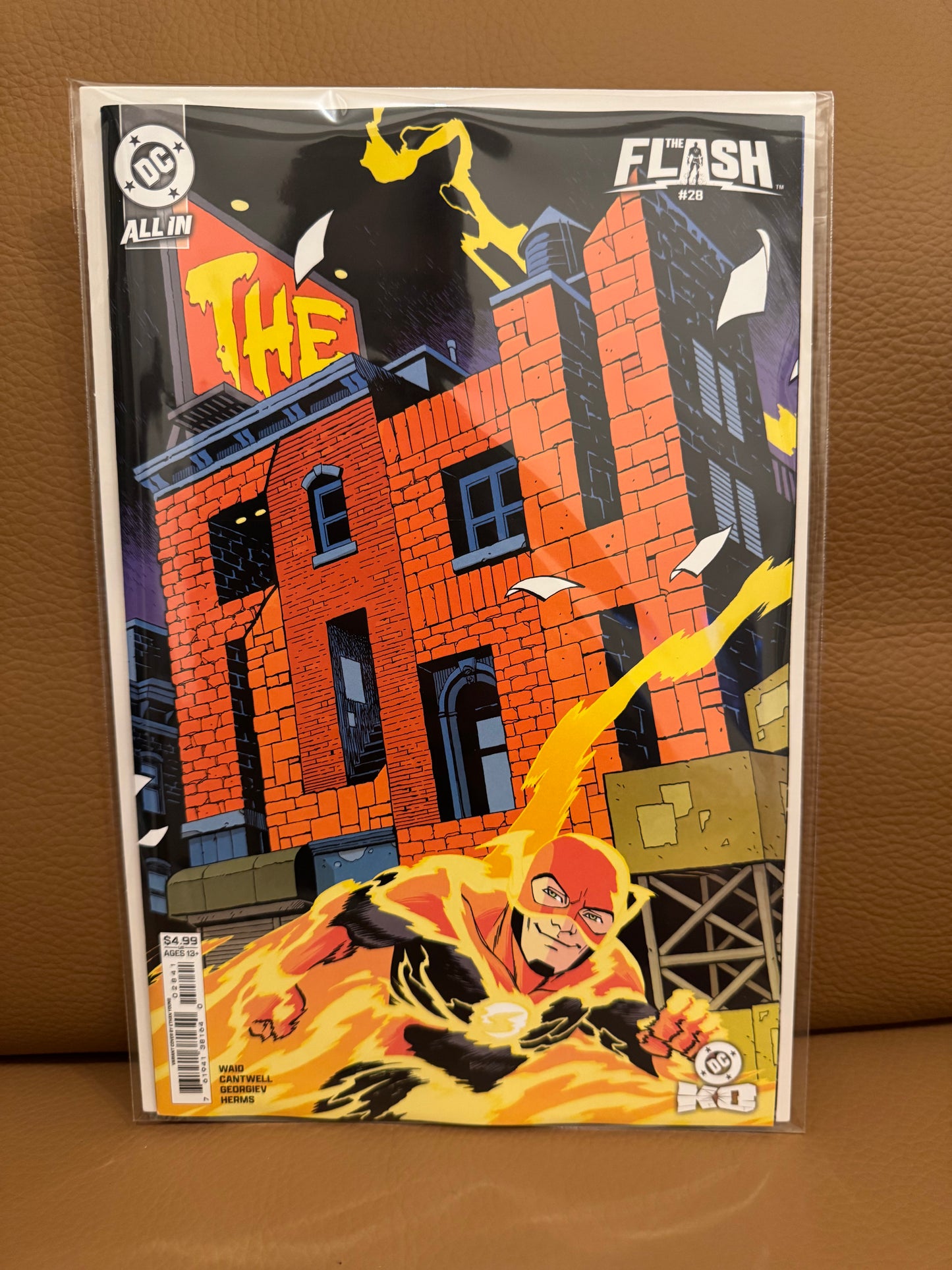 Flash #28 Cover D Ethan Young Card Stock Var (DC K.O.)
