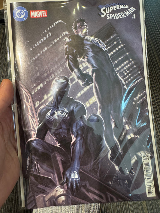 DC漫威超人蜘蛛侠#1（单期）封面G，加布里埃尔·戴尔·奥托绘制，超人黑色与蜘蛛侠黑色卡纸变体封面 | 2026年3月24日