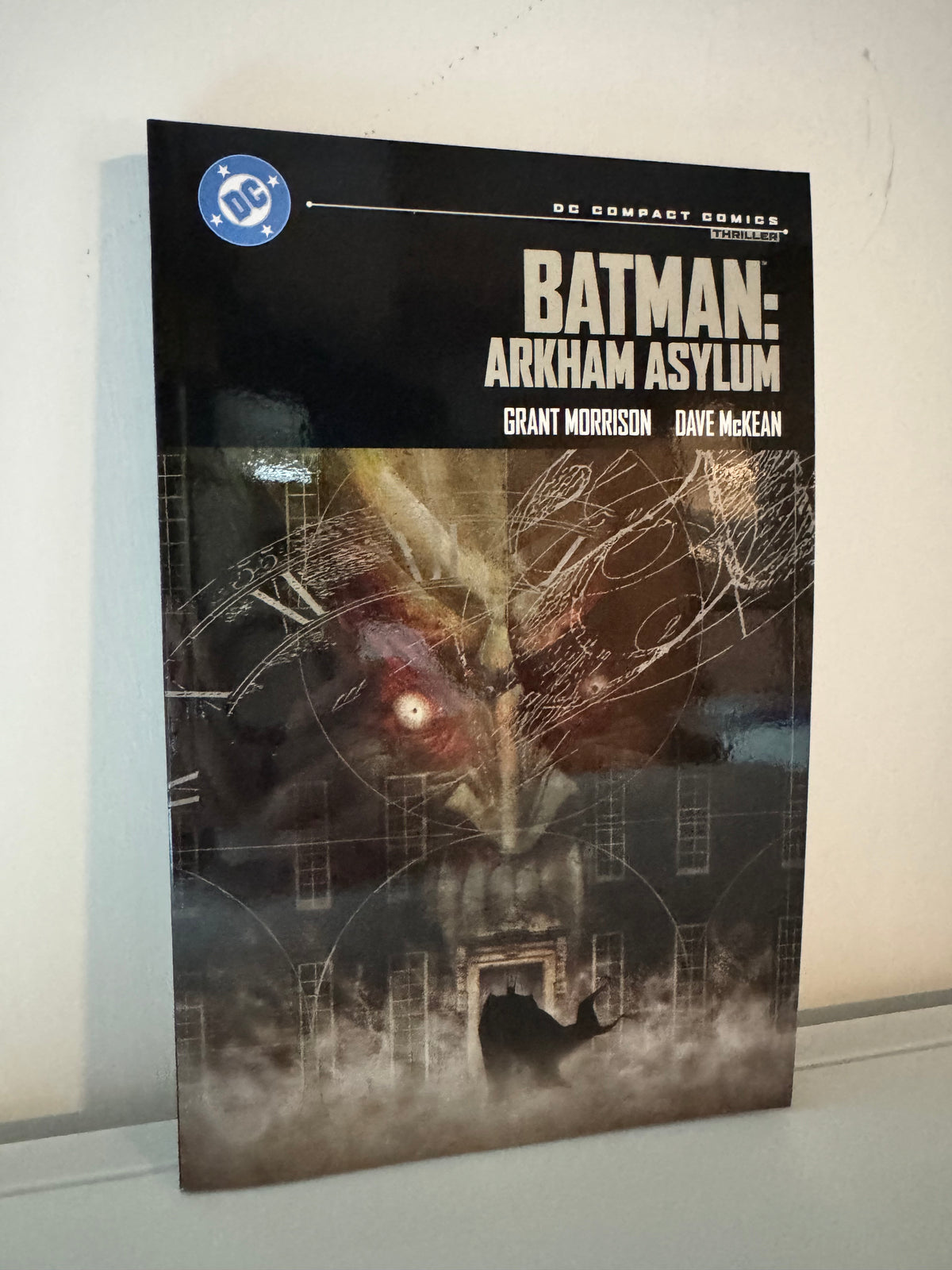 Batman Arkham Asylum TP (DC Compact Comics Edition)