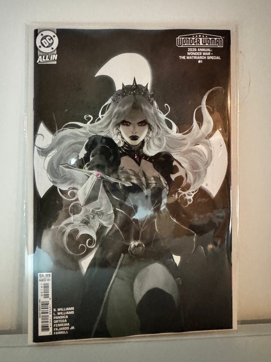 神奇女侠 2026 年度 神奇战争 母系特刊 #1（单行本）封面 D Lesley Leirix Li 铜版纸变体 | 2026年9月29日