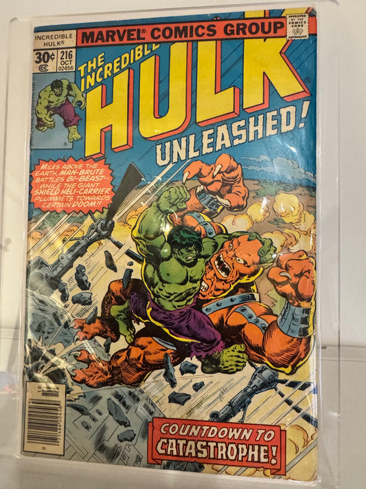 The Incredible Hulk #216 (1977)
