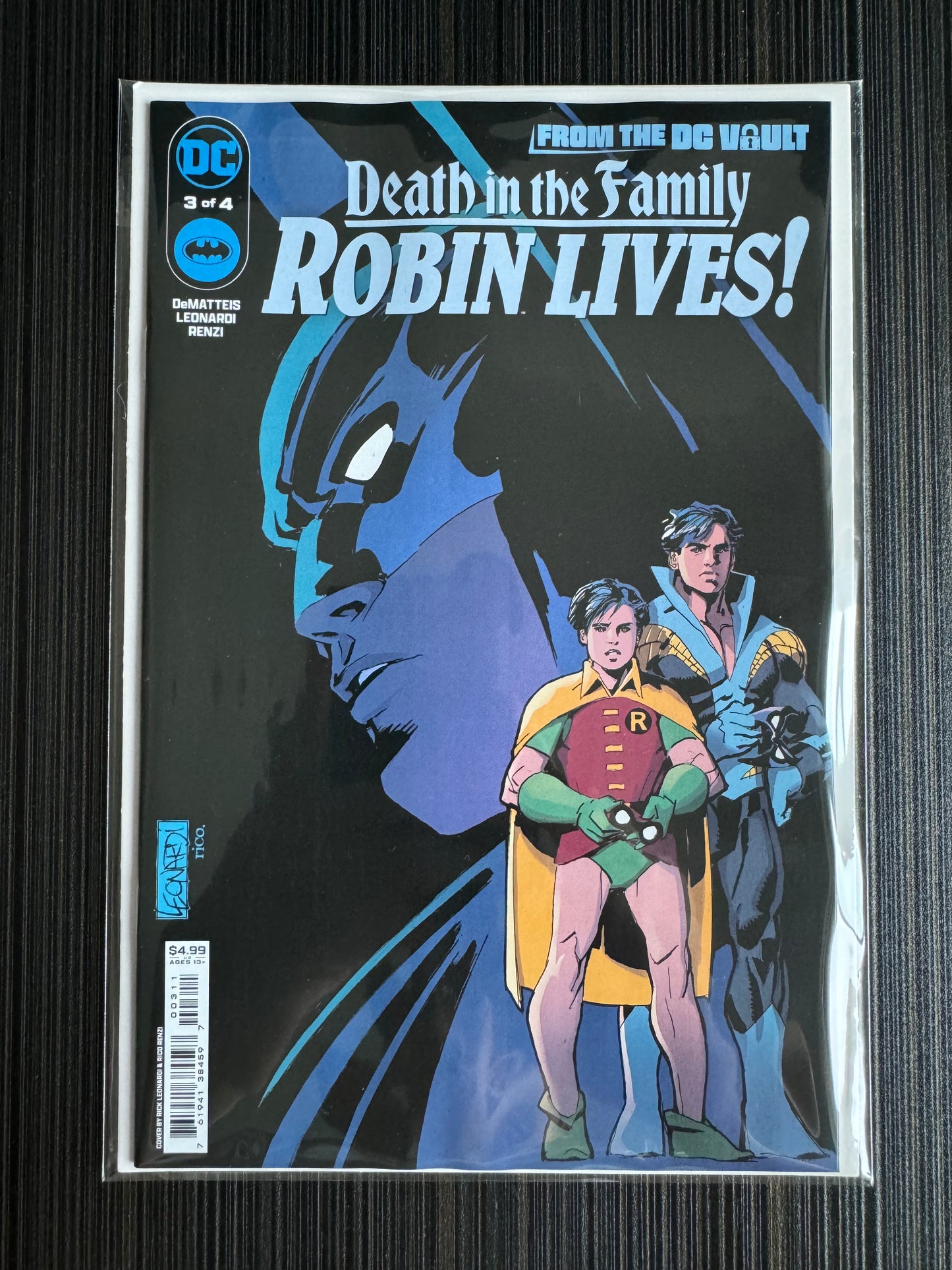 來自 DC Vault Death In The Family Robin Lives #3 (共 4) 封面 A Rick Leonardi