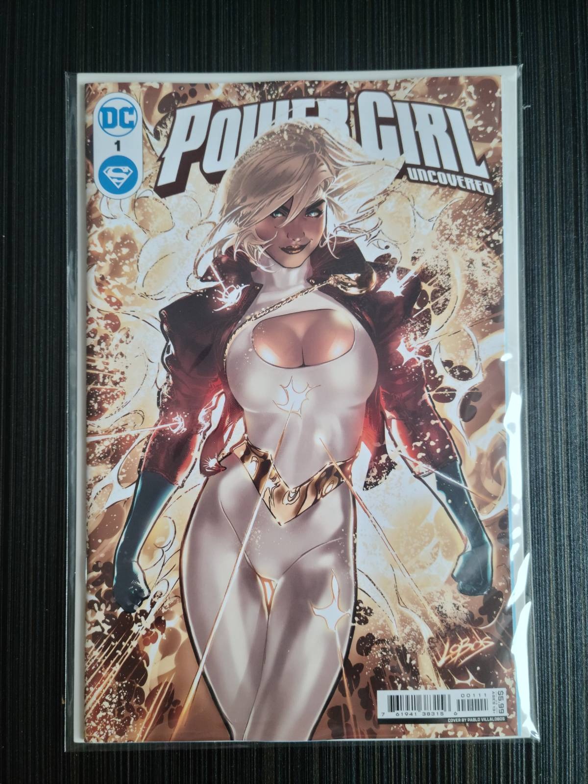 Power Girl Uncovered #1（一擊）翻唱 Pablo Villalobos