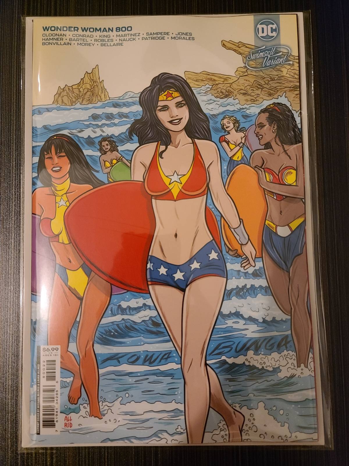 DC COMICS WONDER WOMAN RED SEAMLESS WW BIKINI XL (8) JR. WOMENS