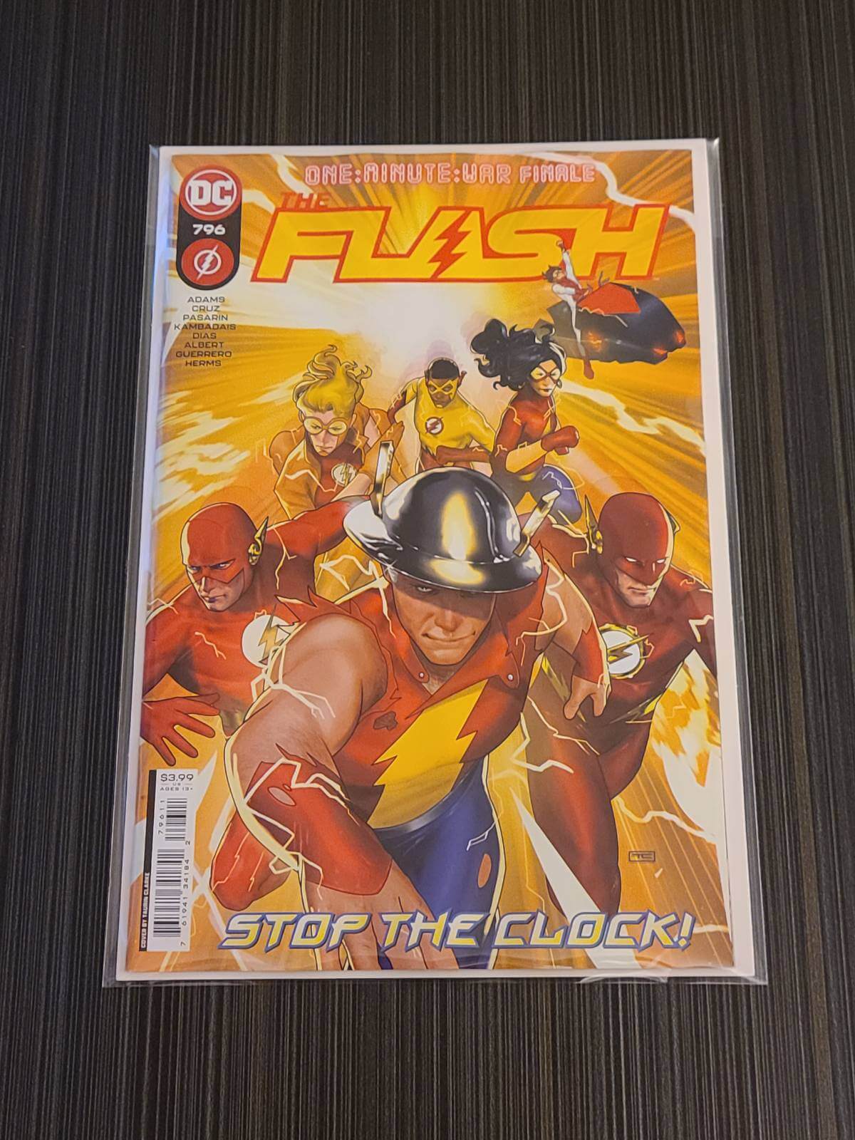 Flash #796 Cover A Taurin Clarke