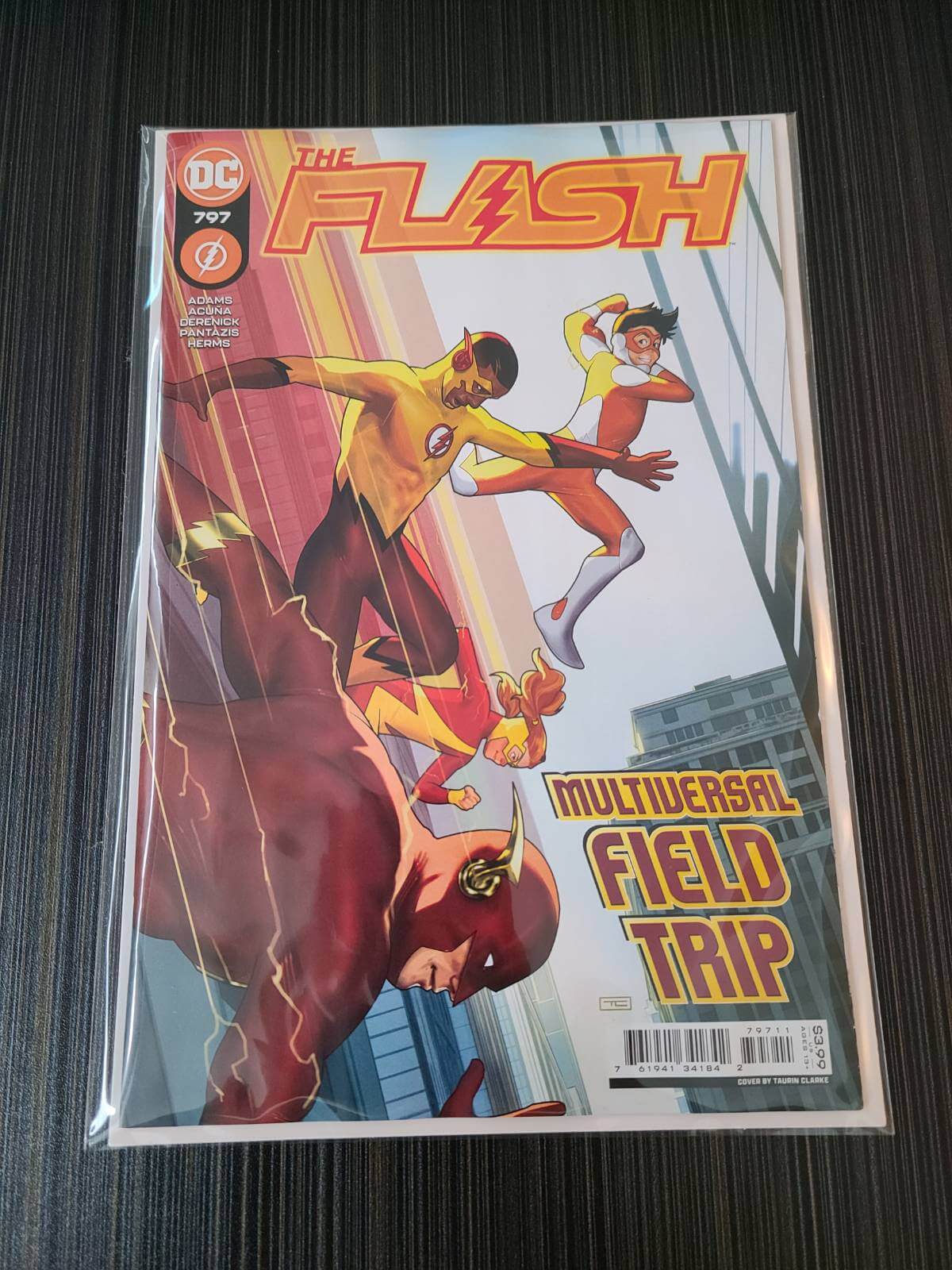 Flash #797 Cover A Taurin Clarke